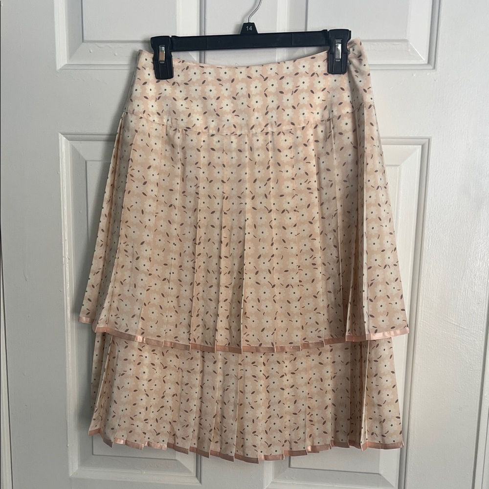 Chic Floral Layered Skirt in Cream